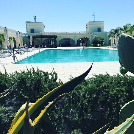Agri Hotel Conte Salentino سانت إيزيدورو المظهر الخارجي الصورة