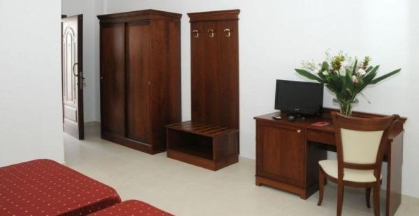 Agri Hotel Conte Salentino سانت إيزيدورو المظهر الخارجي الصورة