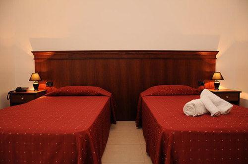 Agri Hotel Conte Salentino سانت إيزيدورو المظهر الخارجي الصورة