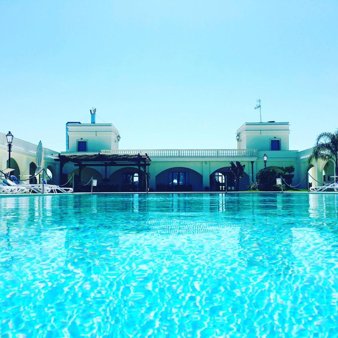 Agri Hotel Conte Salentino سانت إيزيدورو المظهر الخارجي الصورة
