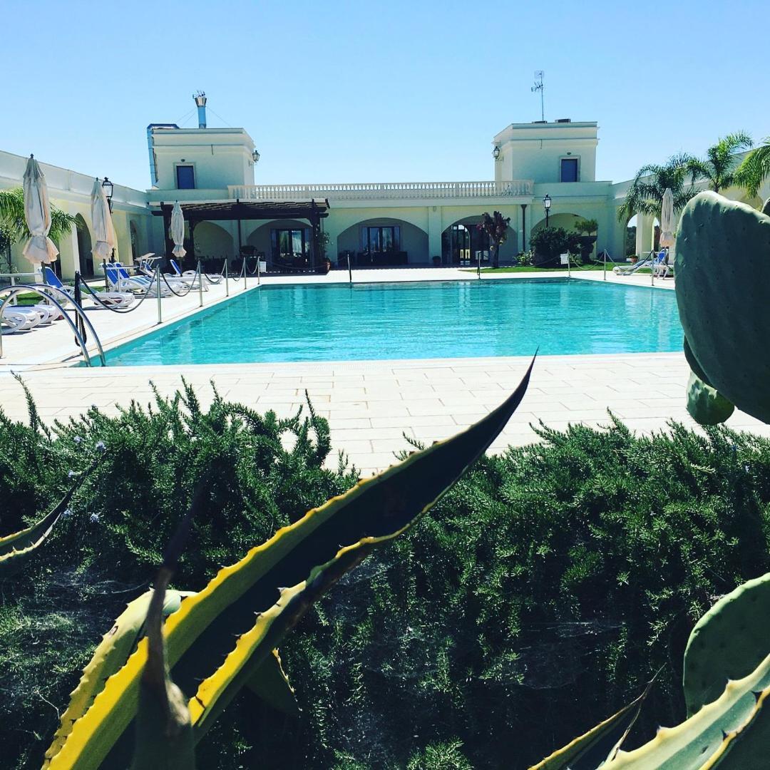 Agri Hotel Conte Salentino سانت إيزيدورو المظهر الخارجي الصورة