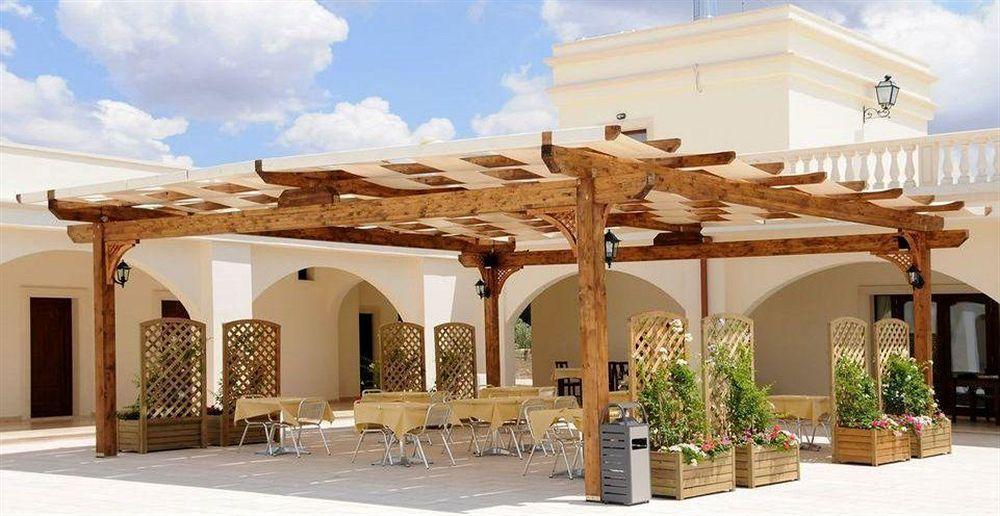 Agri Hotel Conte Salentino سانت إيزيدورو المظهر الخارجي الصورة
